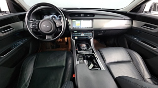 JAGUAR XF X260 2017