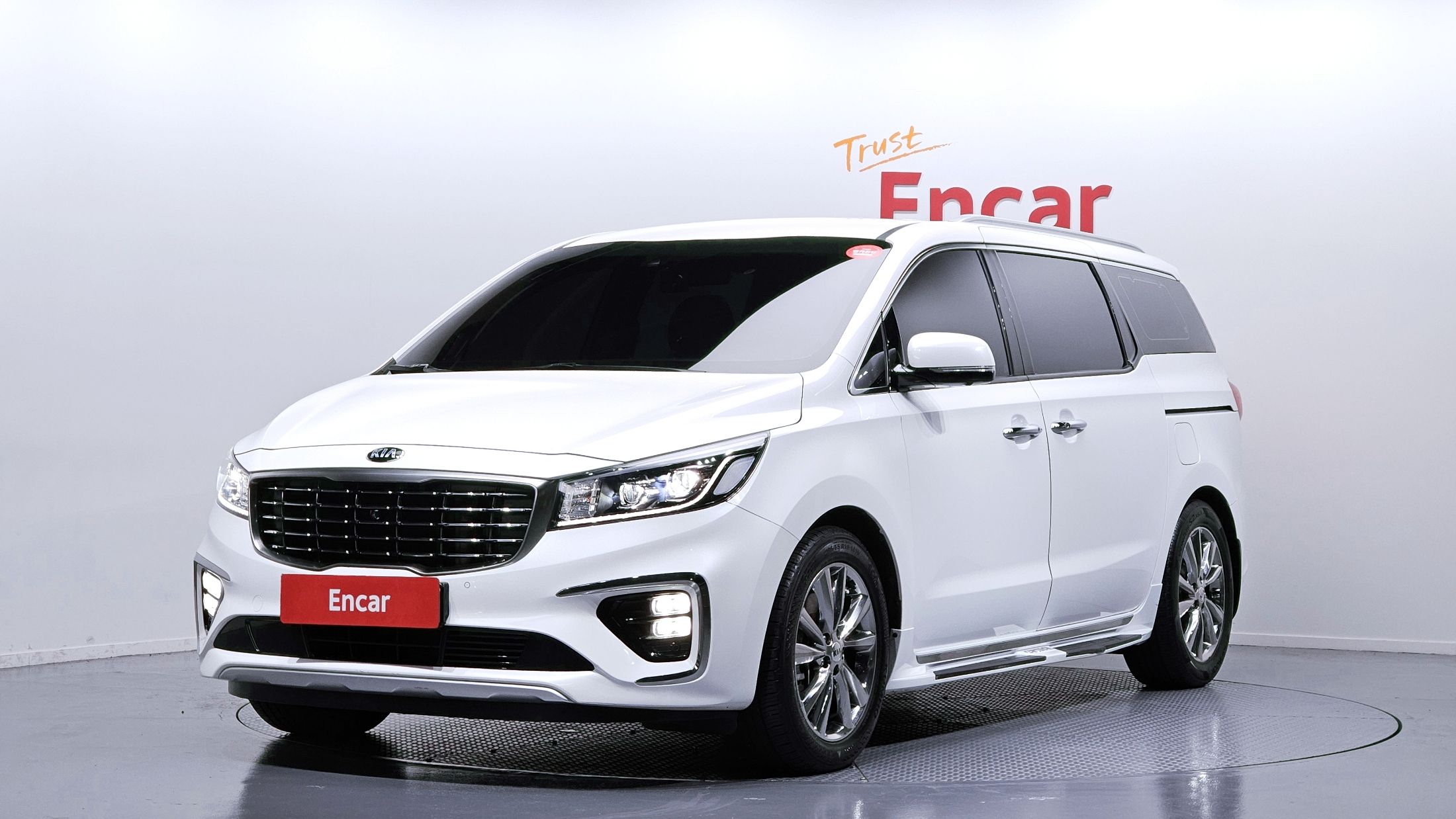 KIA CARNIVAL 2019