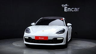 PORSCHE PANAMERA 971 2018
