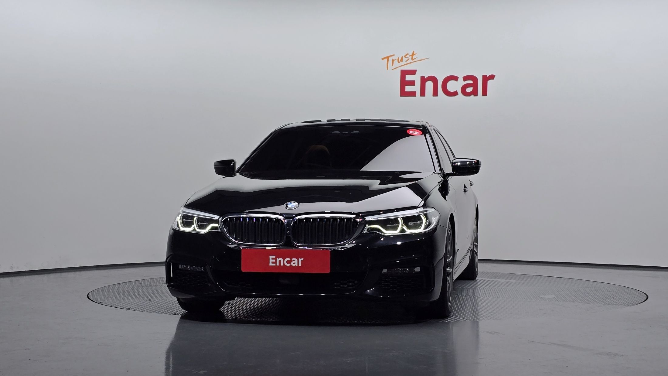 BMW 5-SERIES G30 2017
