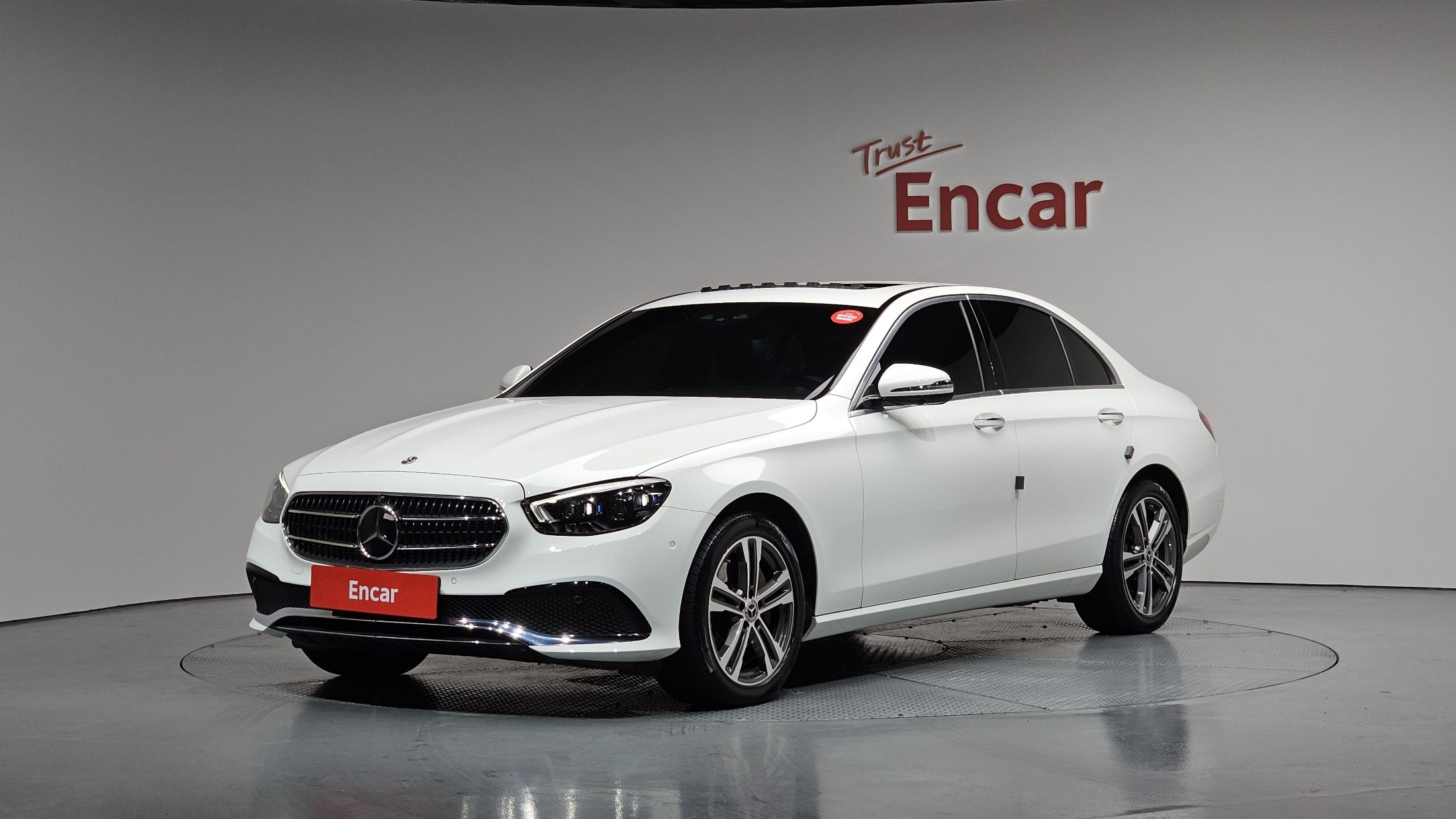 MERCEDES BENZ E-CLASS W213 2022