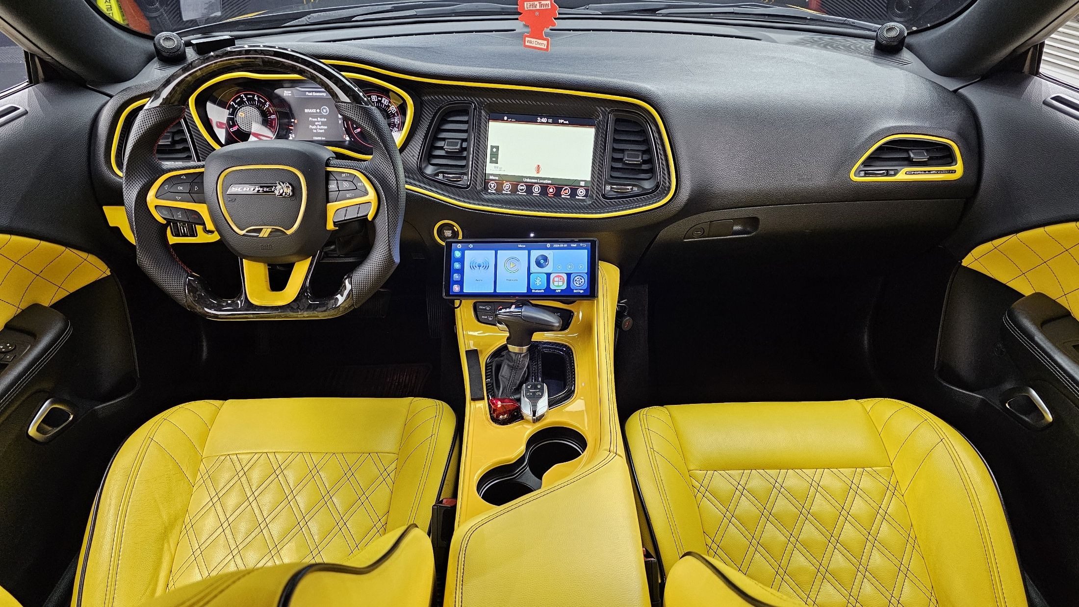 DODGE CHALLENGER