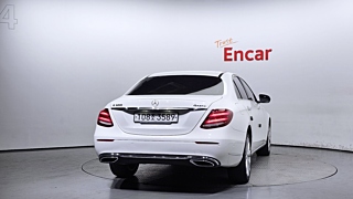MERCEDES BENZ E-CLASS W213 2020