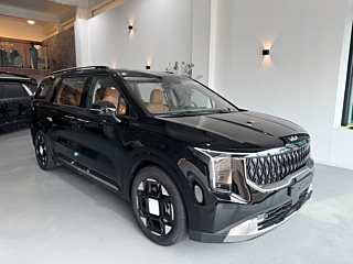 KIA CARNIVAL 2025