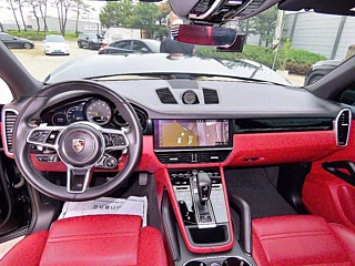 PORSCHE CAYENNE PO536 2020