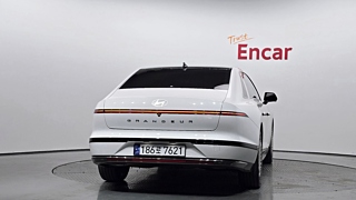 HYUNDAI GRANDEUR HYBRID GN7 2023