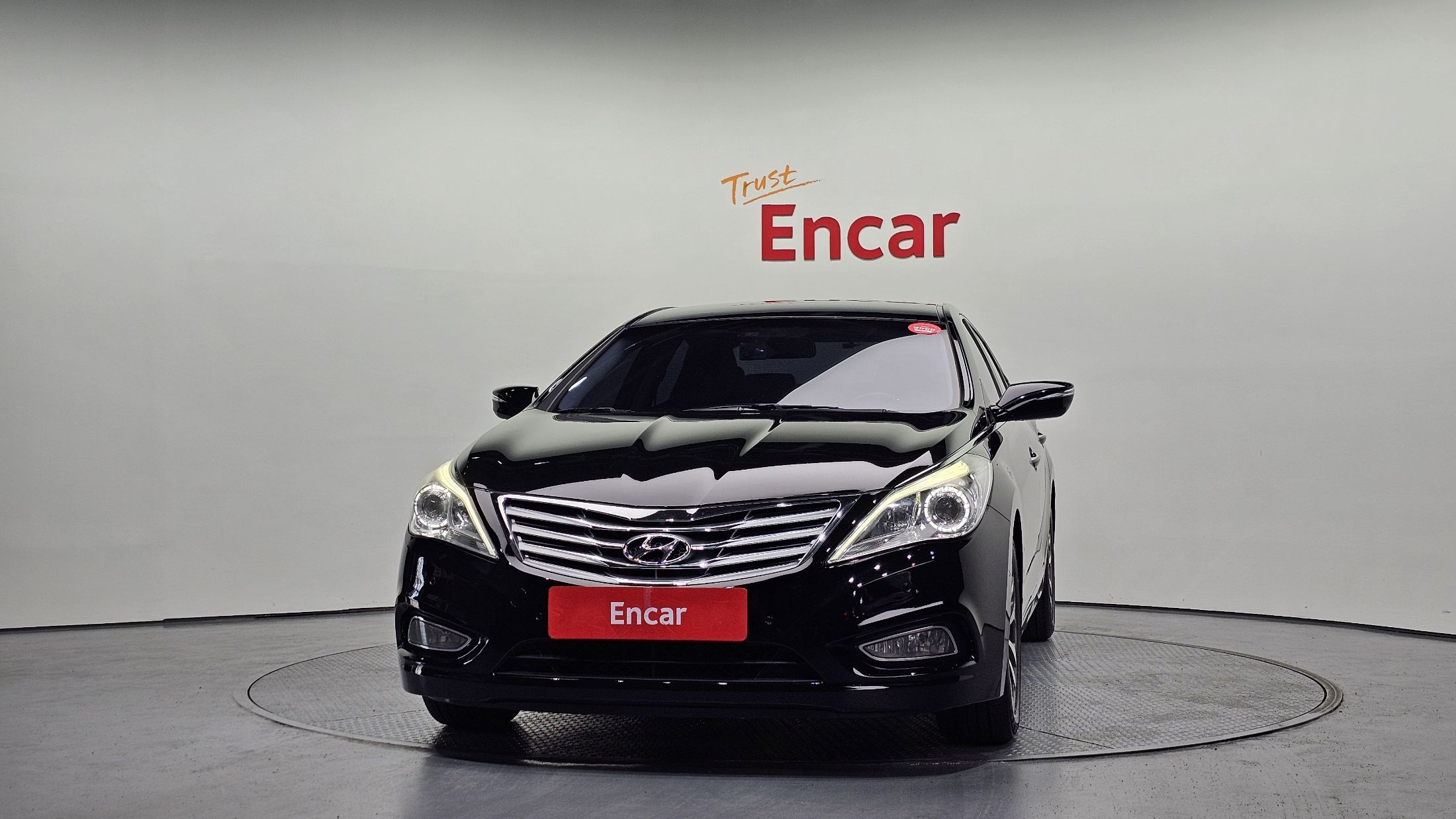 HYUNDAI GRANDEUR HG 2011