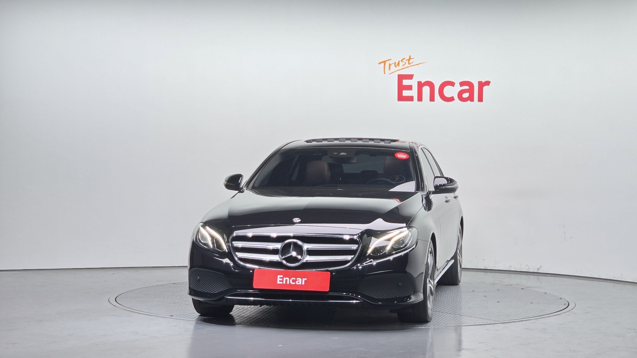 MERCEDES BENZ E-CLASS W213 2018