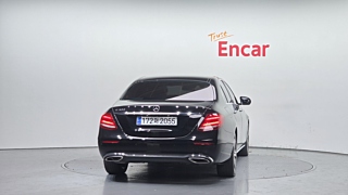 MERCEDES BENZ E-CLASS W213 2018