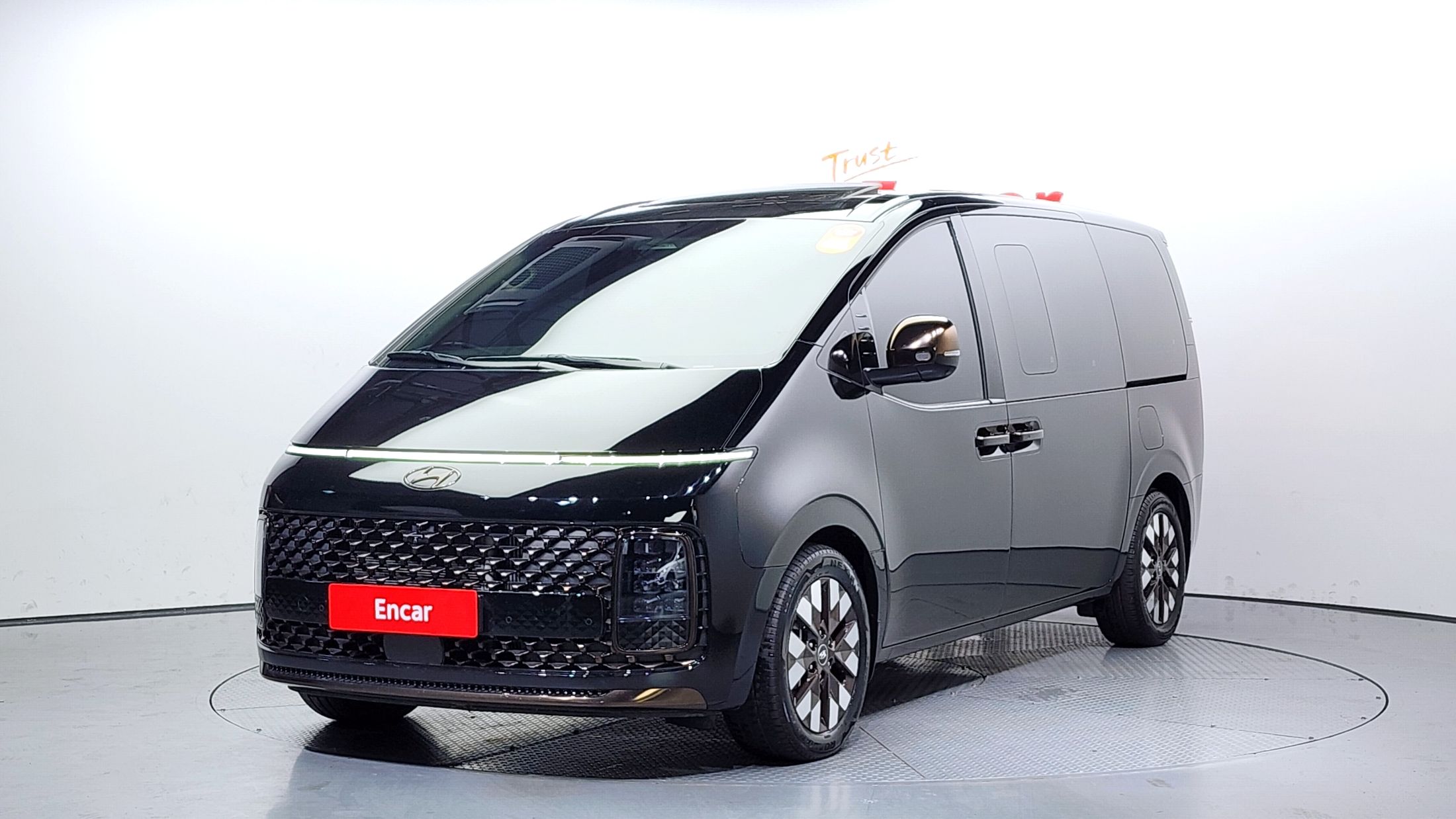 HYUNDAI STARIA 2022