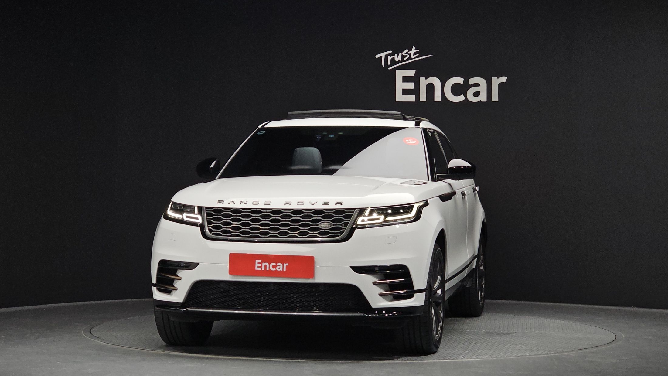 LAND ROVER RANGE ROVER VELAR 2017