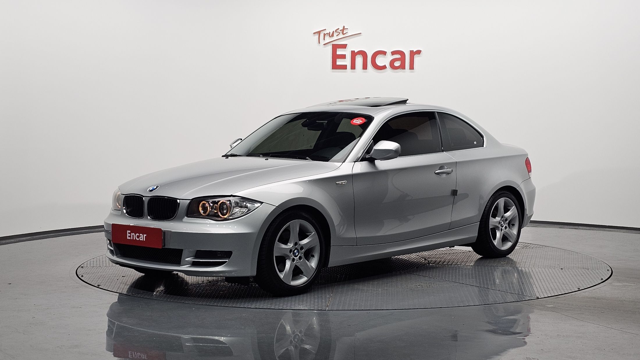 BMW 1-SERIES E82