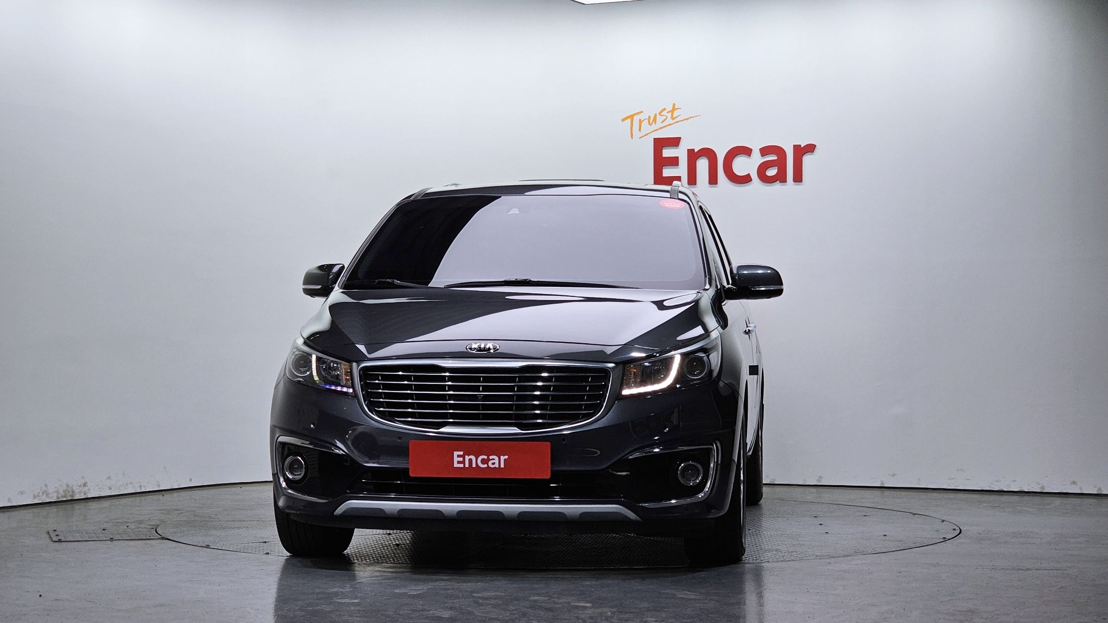 KIA CARNIVAL 2016