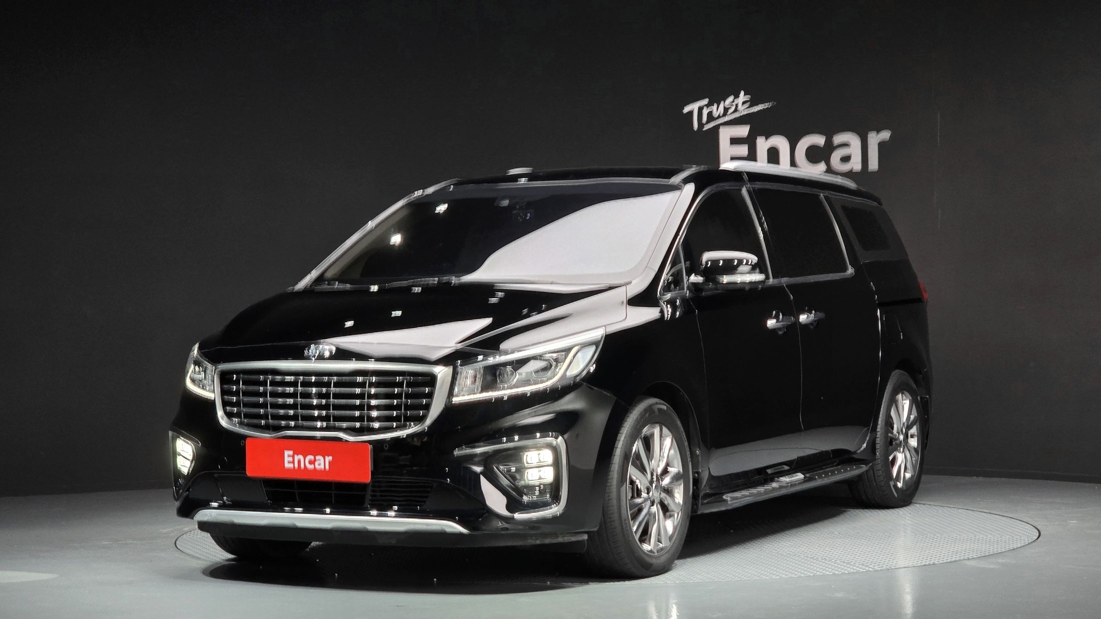 KIA CARNIVAL 2019