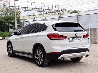 BMW X1 F48  2021