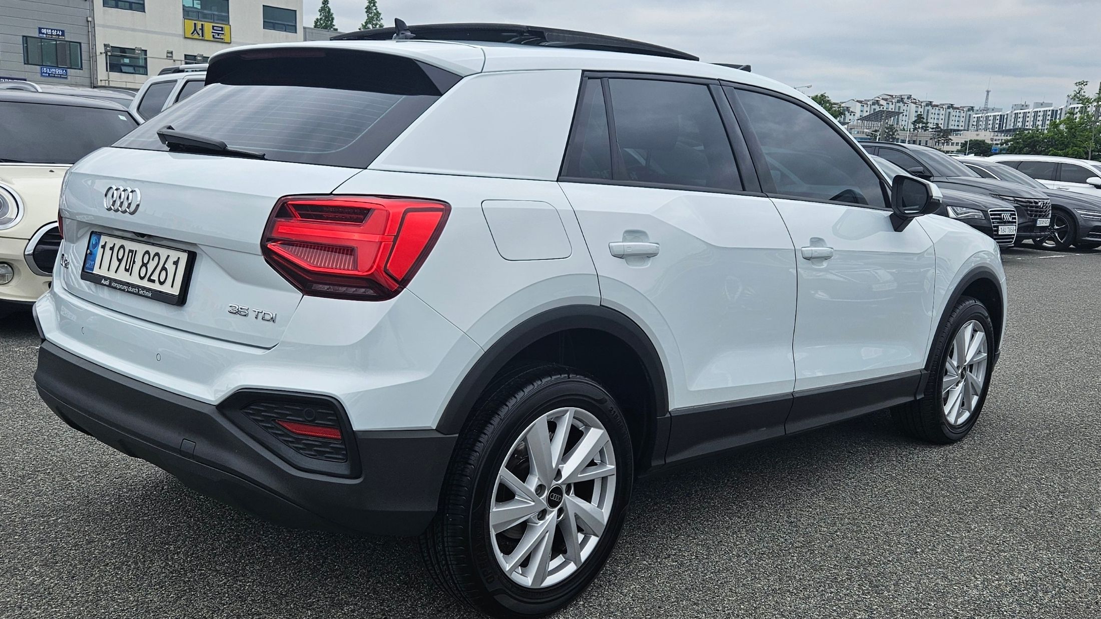 AUDI Q2