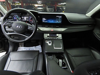 HYUNDAI GRANDEUR IG HYBRID 2022