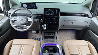 HYUNDAI STARIA 2023