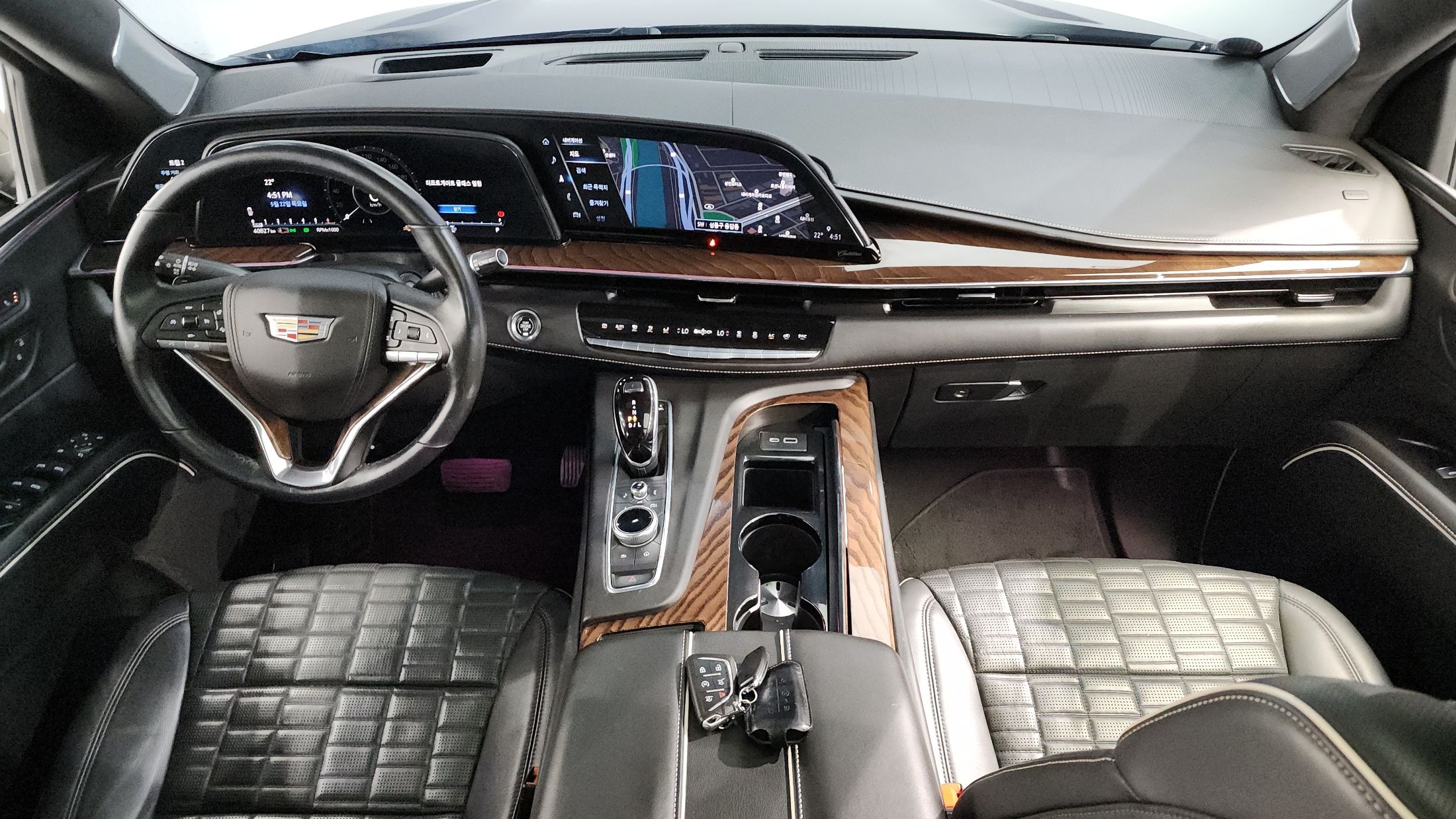 CADILLAC ESCALADE