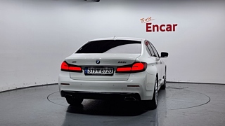 BMW 5-SERIES G30 2021