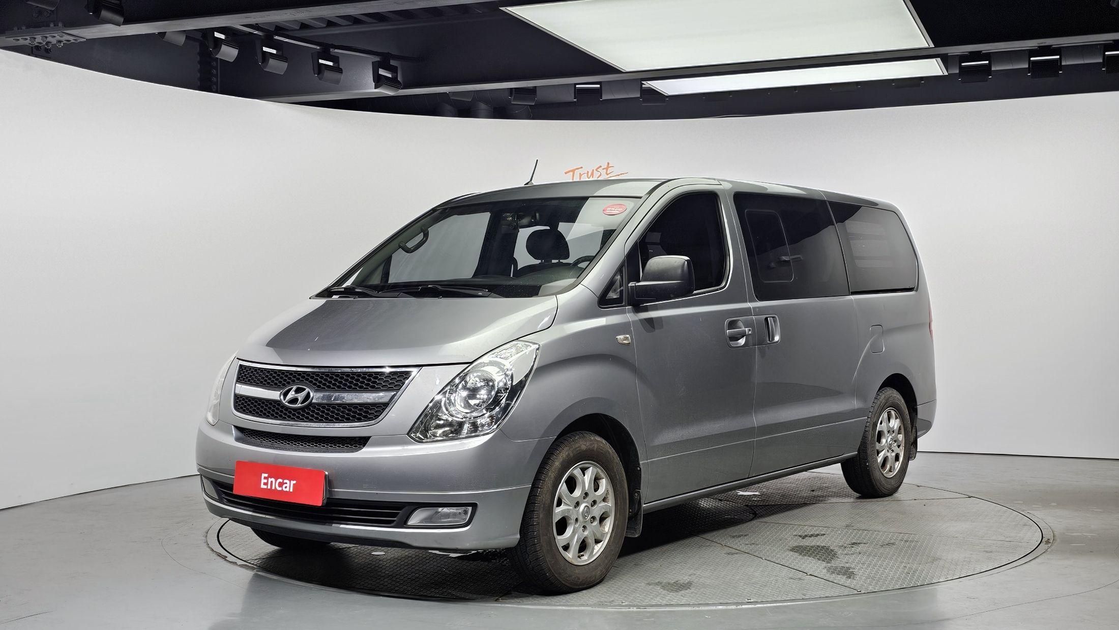 HYUNDAI STAREX GRAND