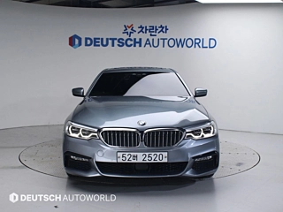 BMW 5-SERIES G30  2018