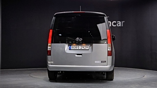 HYUNDAI STARIA 2023