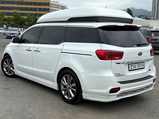 KIA CARNIVAL 2018