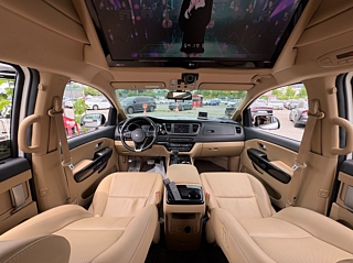 KIA CARNIVAL 2018