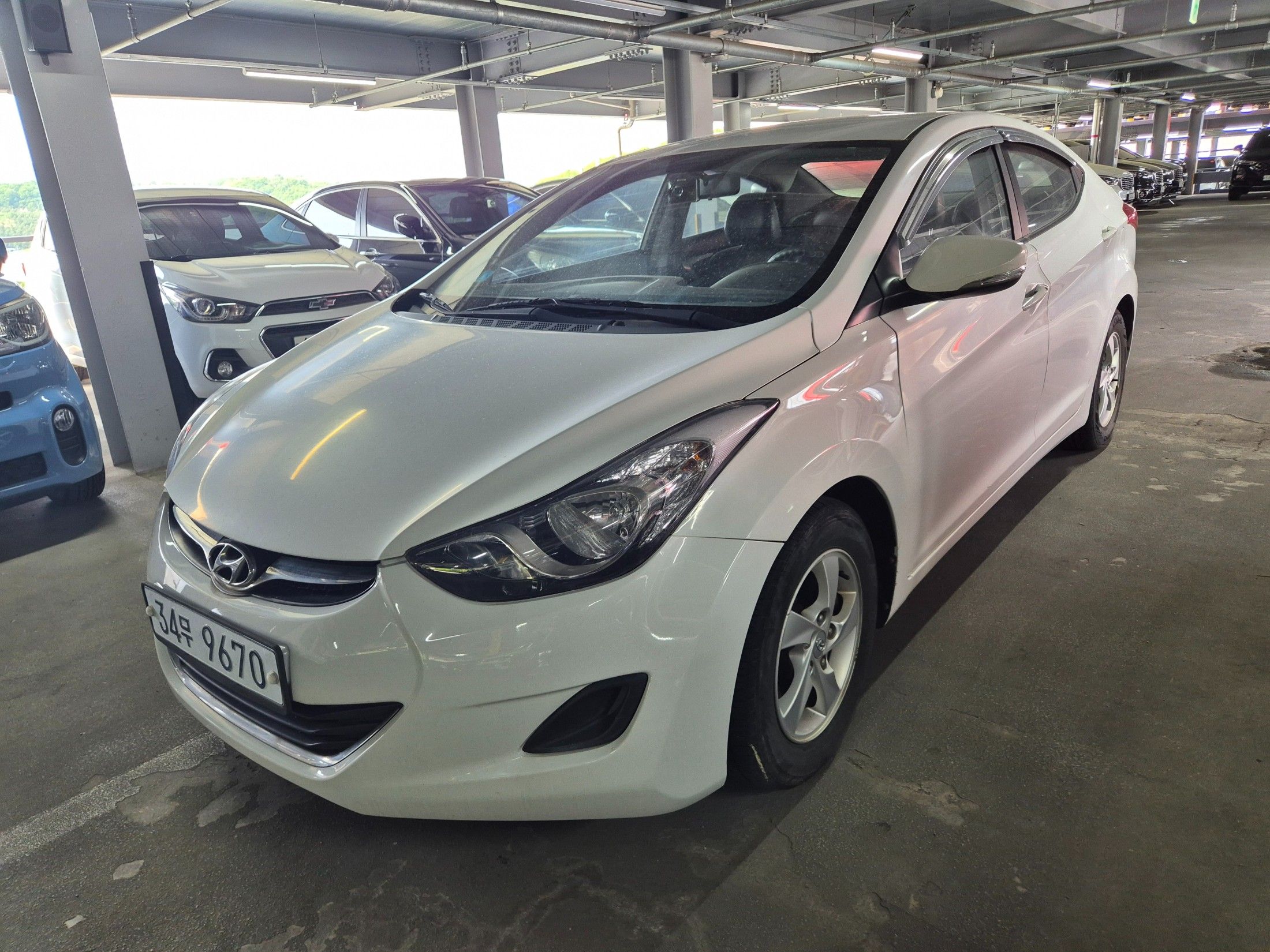 HYUNDAI AVANTE MD 2010