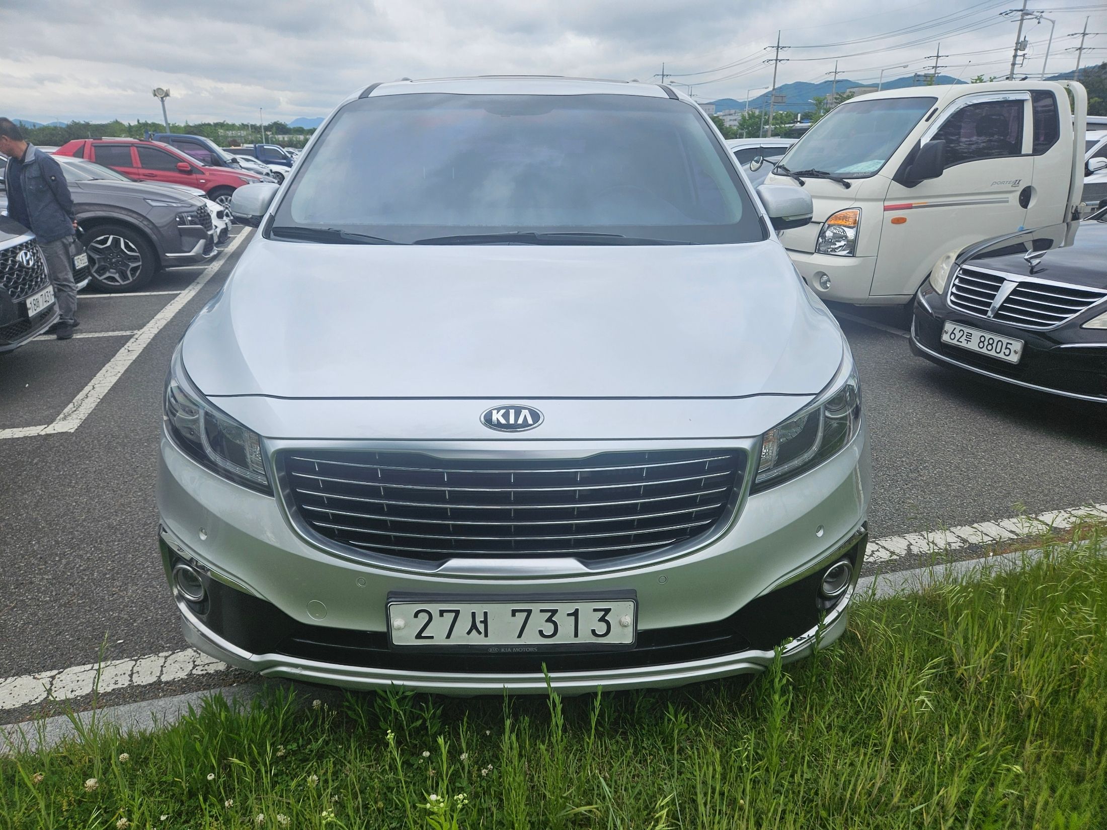 KIA CARNIVAL 2014