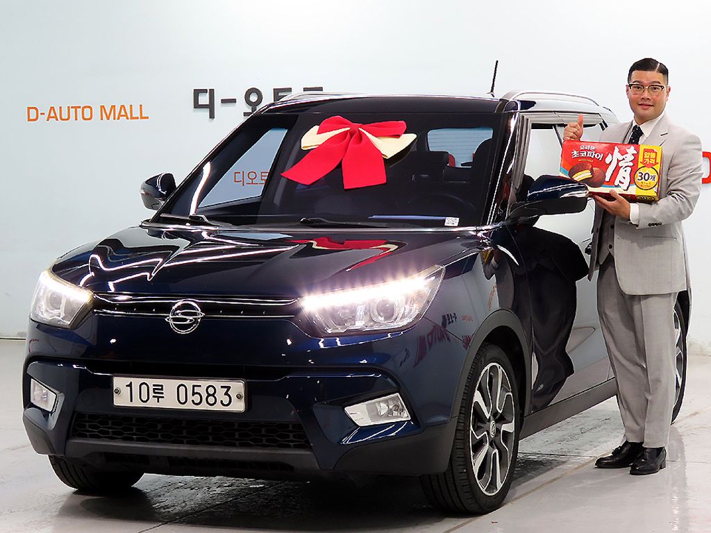 SSANGYONG TIVOLI 2015