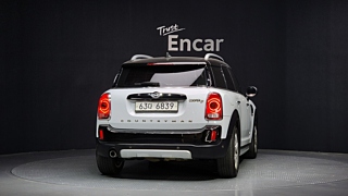 MINI COUNTRYMAN COOPER D 2018