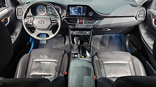 HYUNDAI GRANDEUR IG HYBRID 2017