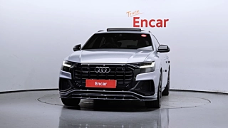 AUDI Q8 4M 2021