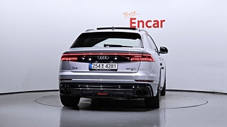 AUDI Q8 4M 2021