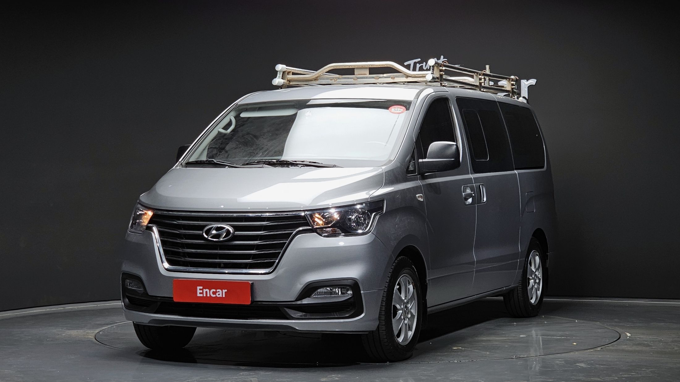 HYUNDAI STAREX GRAND