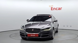JAGUAR XE 2016
