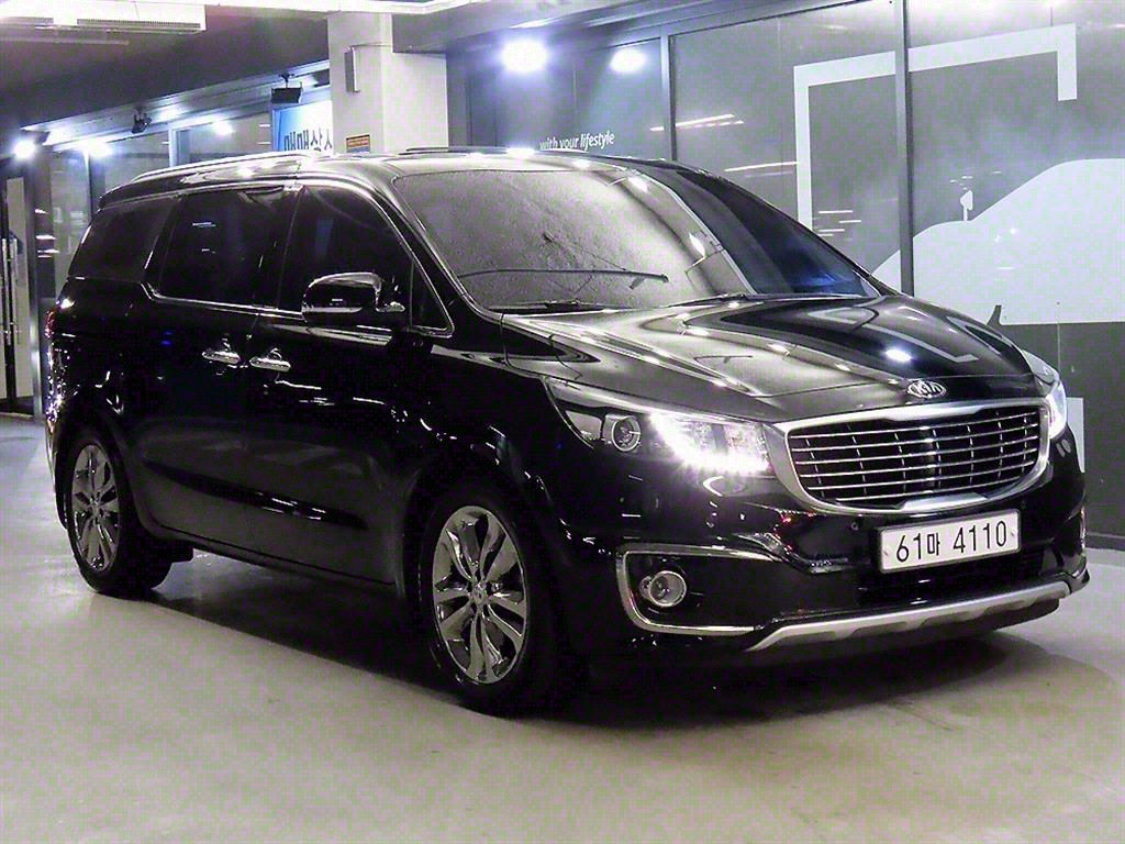KIA CARNIVAL 2017