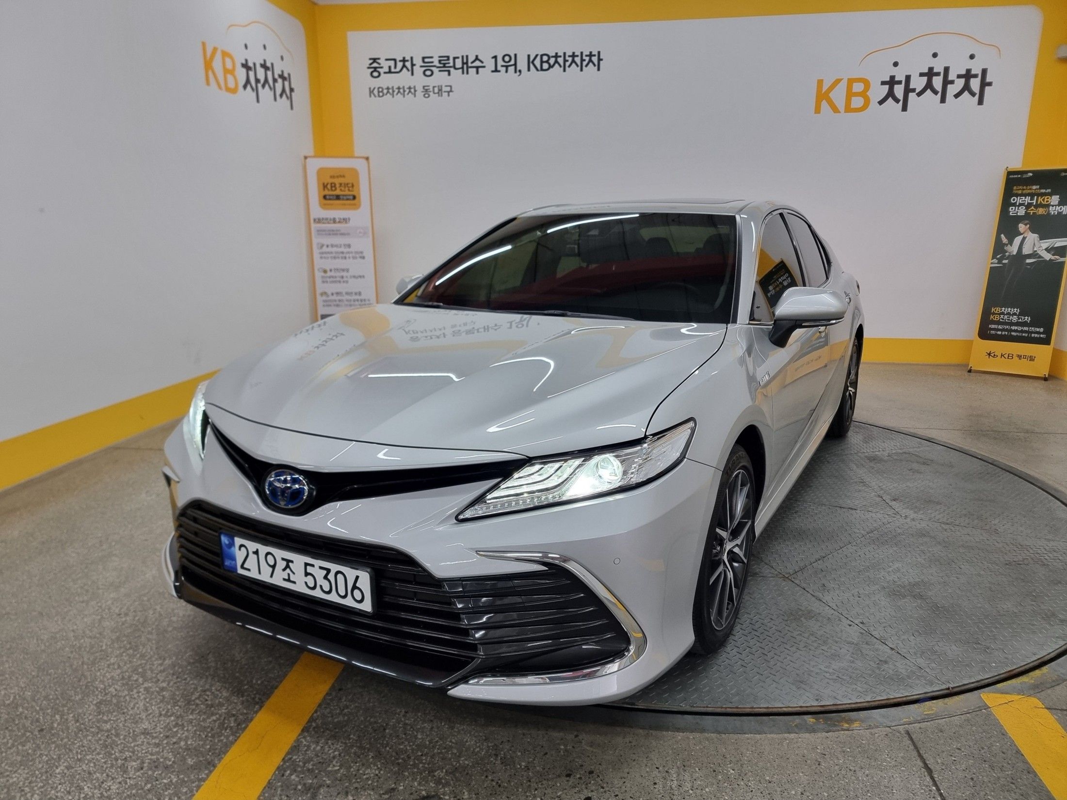 TOYOTA CAMRY XV70