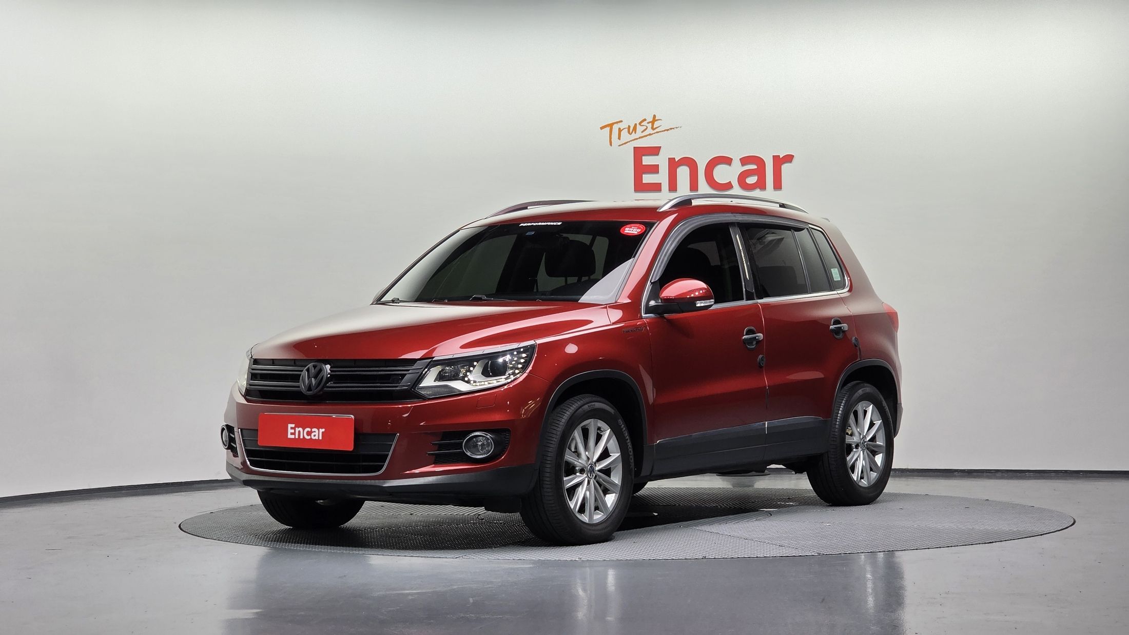 VOLKSWAGEN TIGUAN 2014