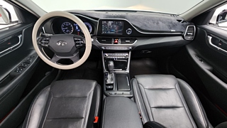 HYUNDAI GRANDEUR IG 2017