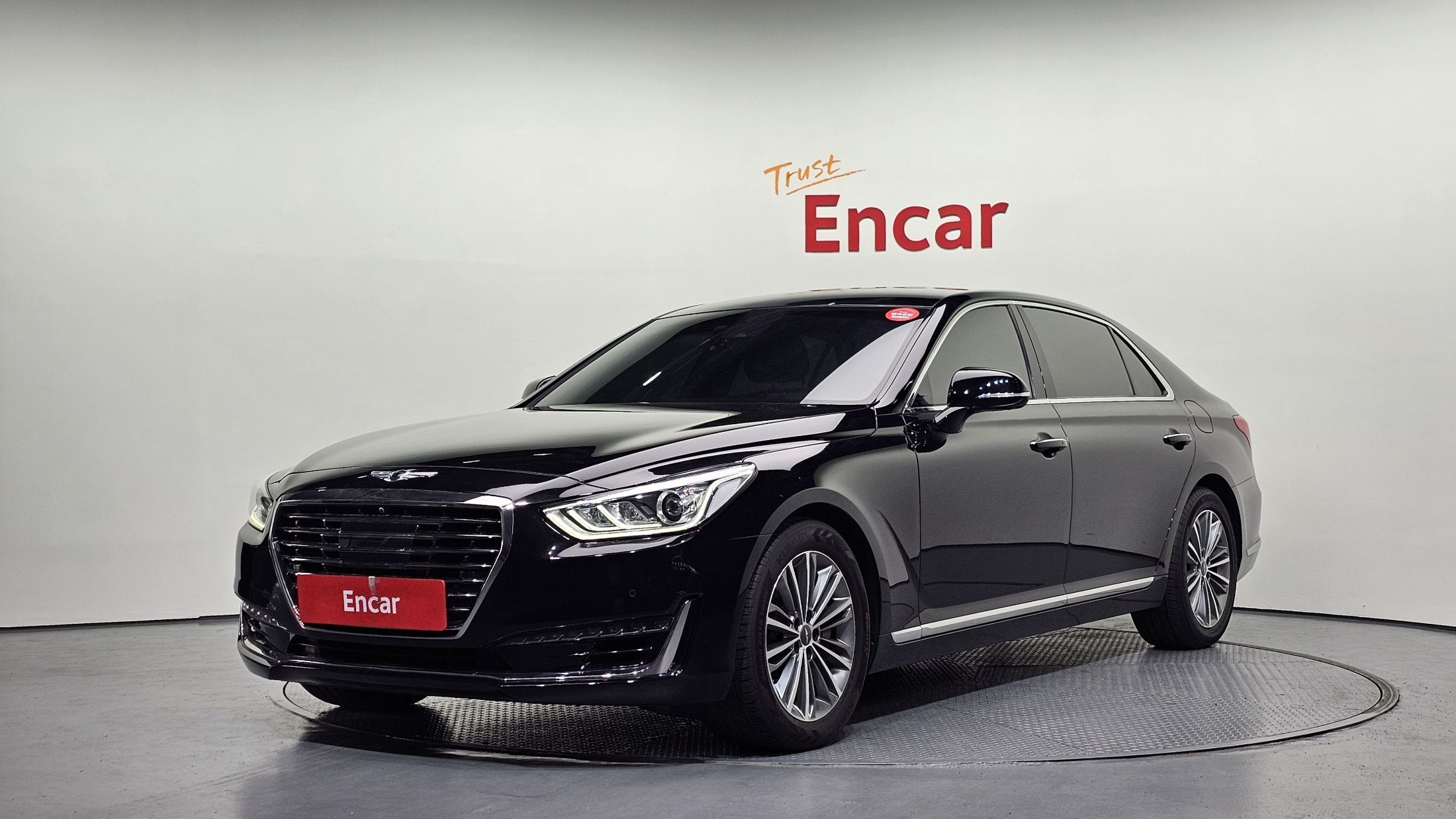 GENESIS EQ900 2016