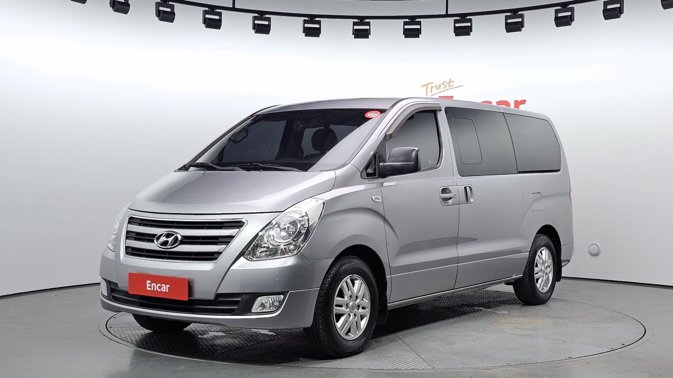 HYUNDAI STAREX GRAND