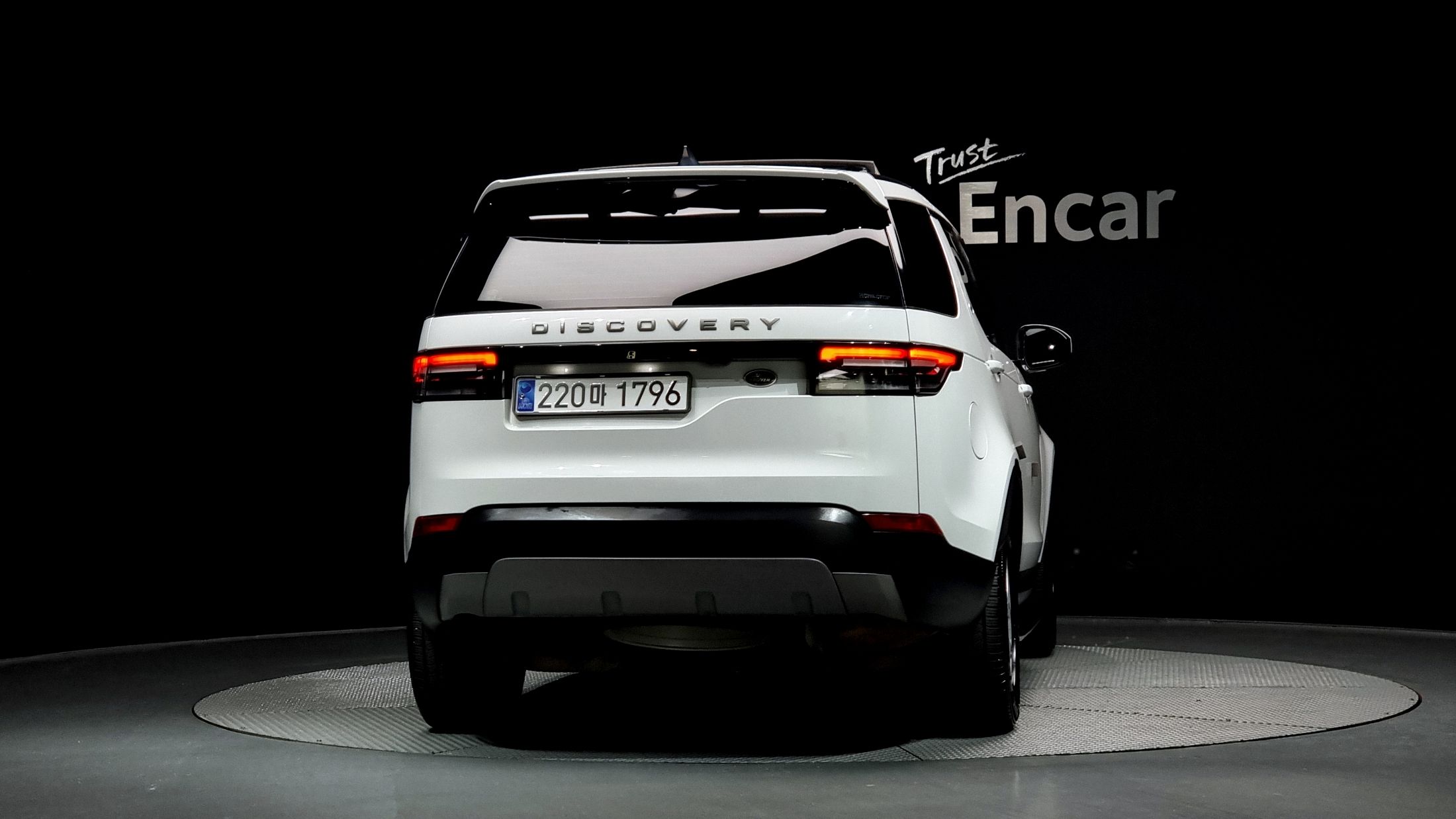 LAND ROVER DISCOVERY 5