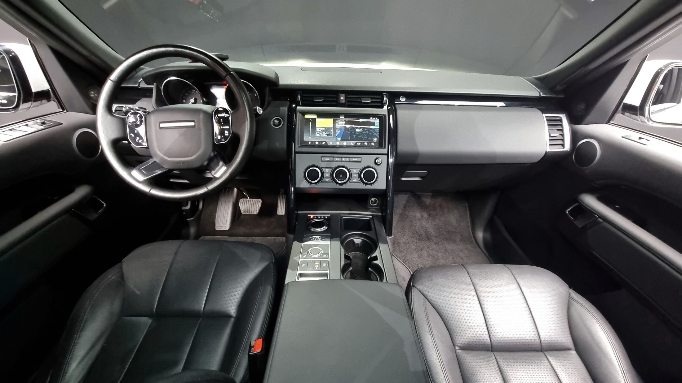 LAND ROVER DISCOVERY 5