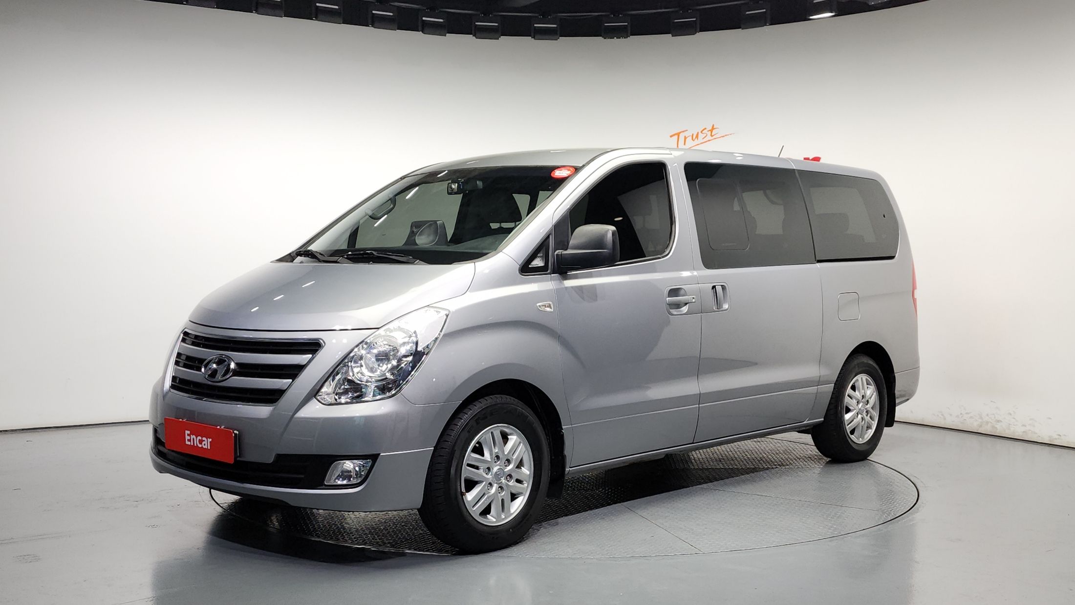 HYUNDAI STAREX GRAND