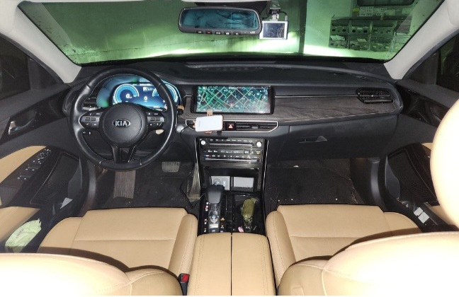 KIA K7 PREMIER HYBRID