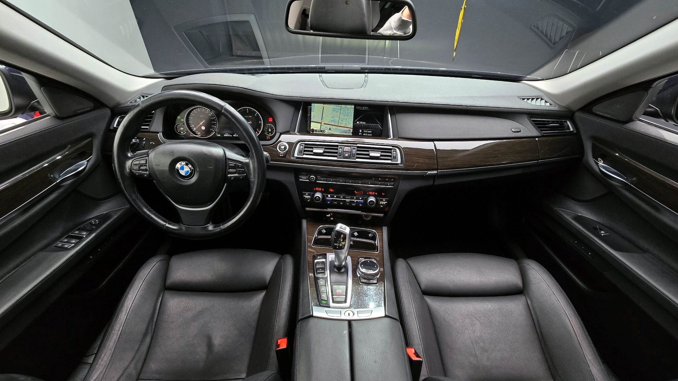 BMW 7-SERIES F01 2014