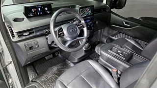 HYUNDAI STARIA 2023